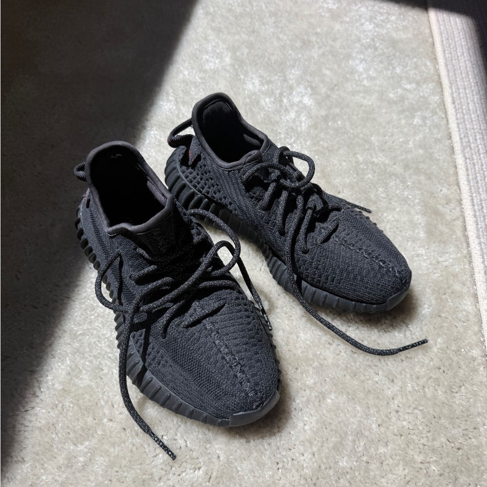 Yeezy Sneakers